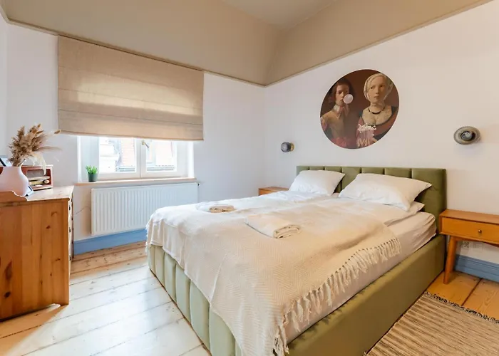 Apartament Kolorowe Sufity - Przestronny W Samym Centrum - By Spaceapart 아파트 옐레니아구라